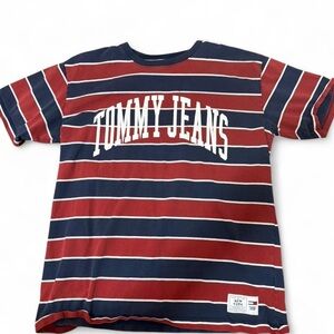 Tommy Hilfiger mens Striped T-Shirt - Red and Blue size large vintage
